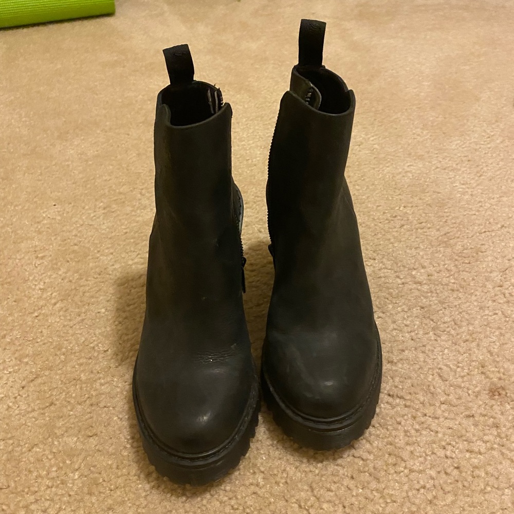 Doc Marten Magdalena Ankle Bootie Black Size 7